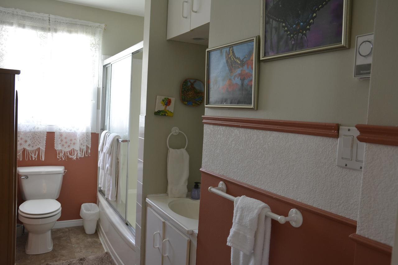 Gite Marie-Claire Petit-Saguenay Exterior photo